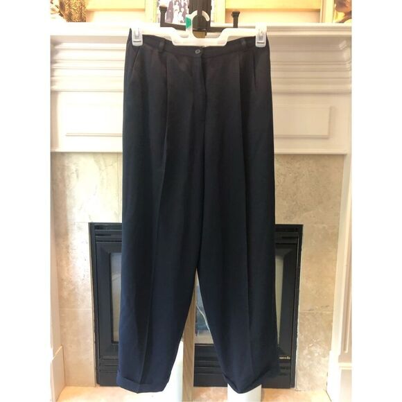 Chaus Women’s Black Elegant 2 Piece Suit Blazer and Pants Size Petite 14 - Picture 8 of 13